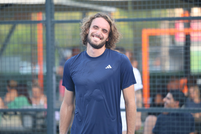 关于英国网球队爆冷欧洲网球队，西西帕斯一己之力扛起全队的信息