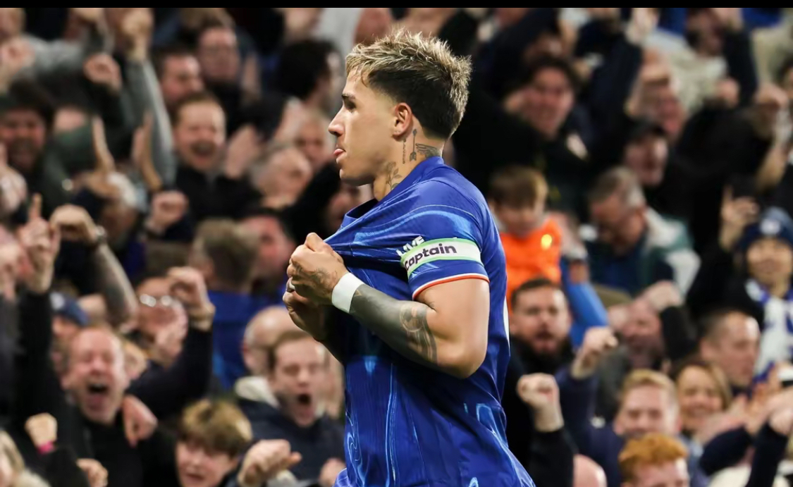 英格兰鏖战塞内加尔，罗本爆发神勇的简单介绍