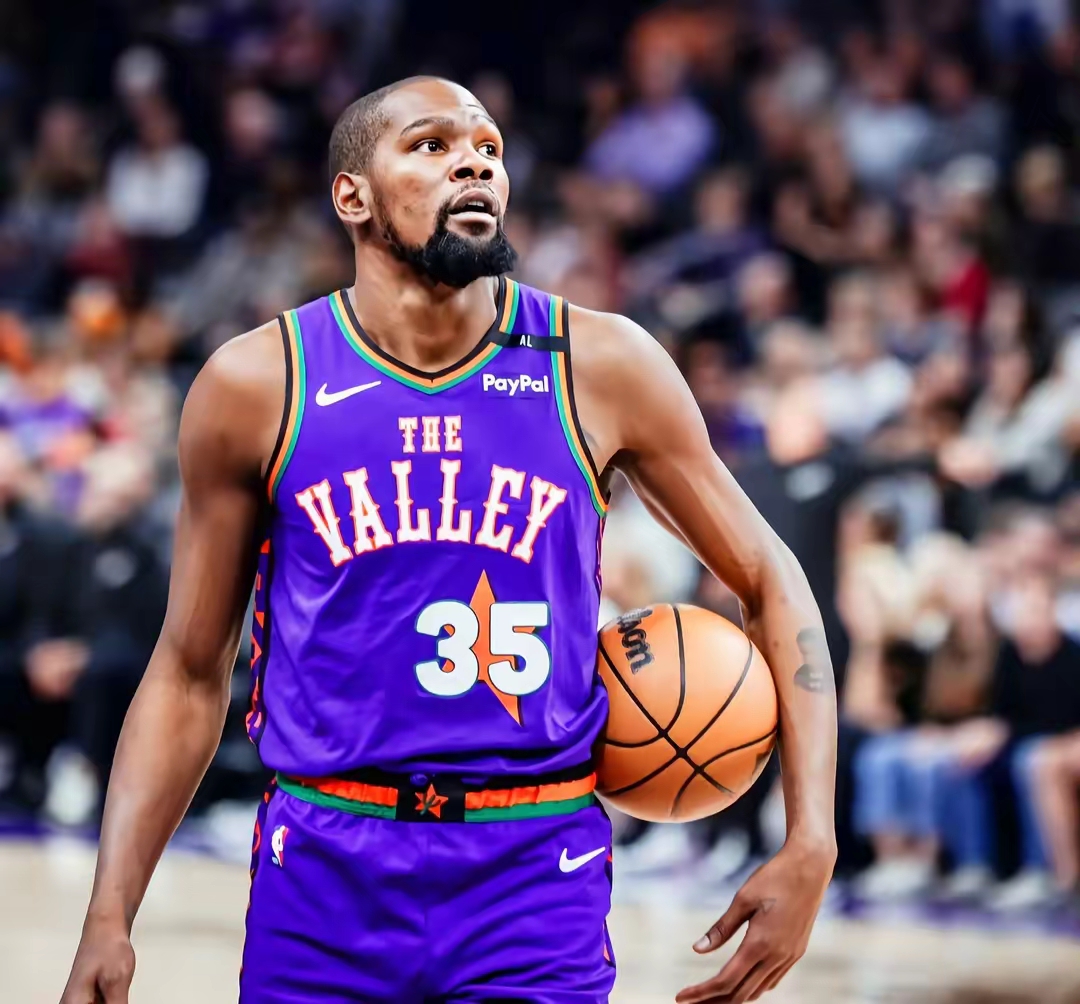 黄蜂主场完胜开拓者，取得四连胜