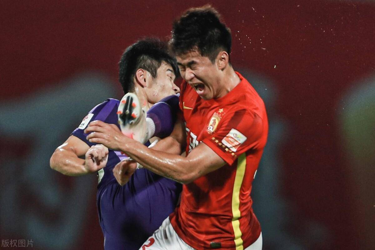 波兰队鏖战韩国队，梁靖崑惊艳四座