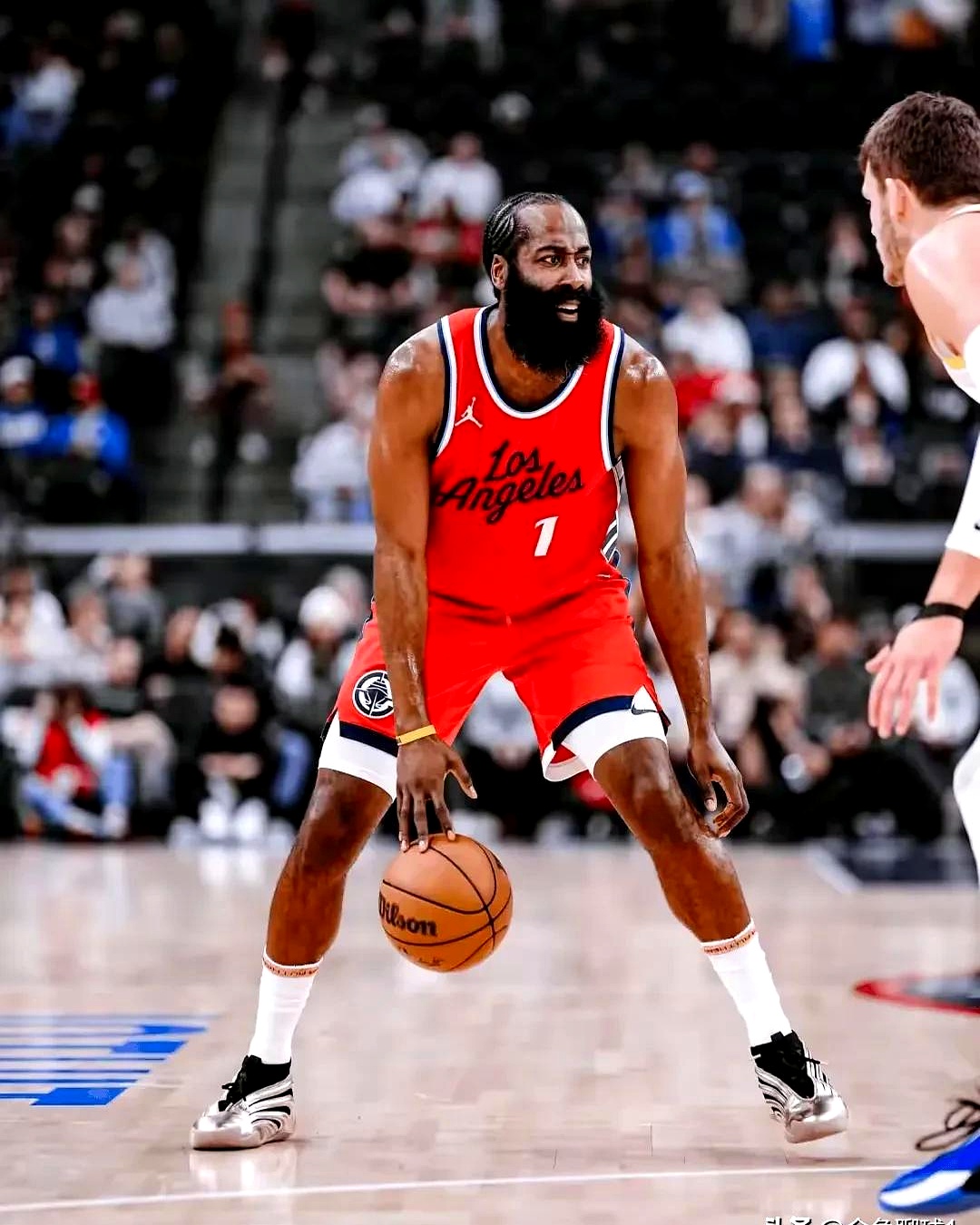 国王力克快船，字母哥关键制胜