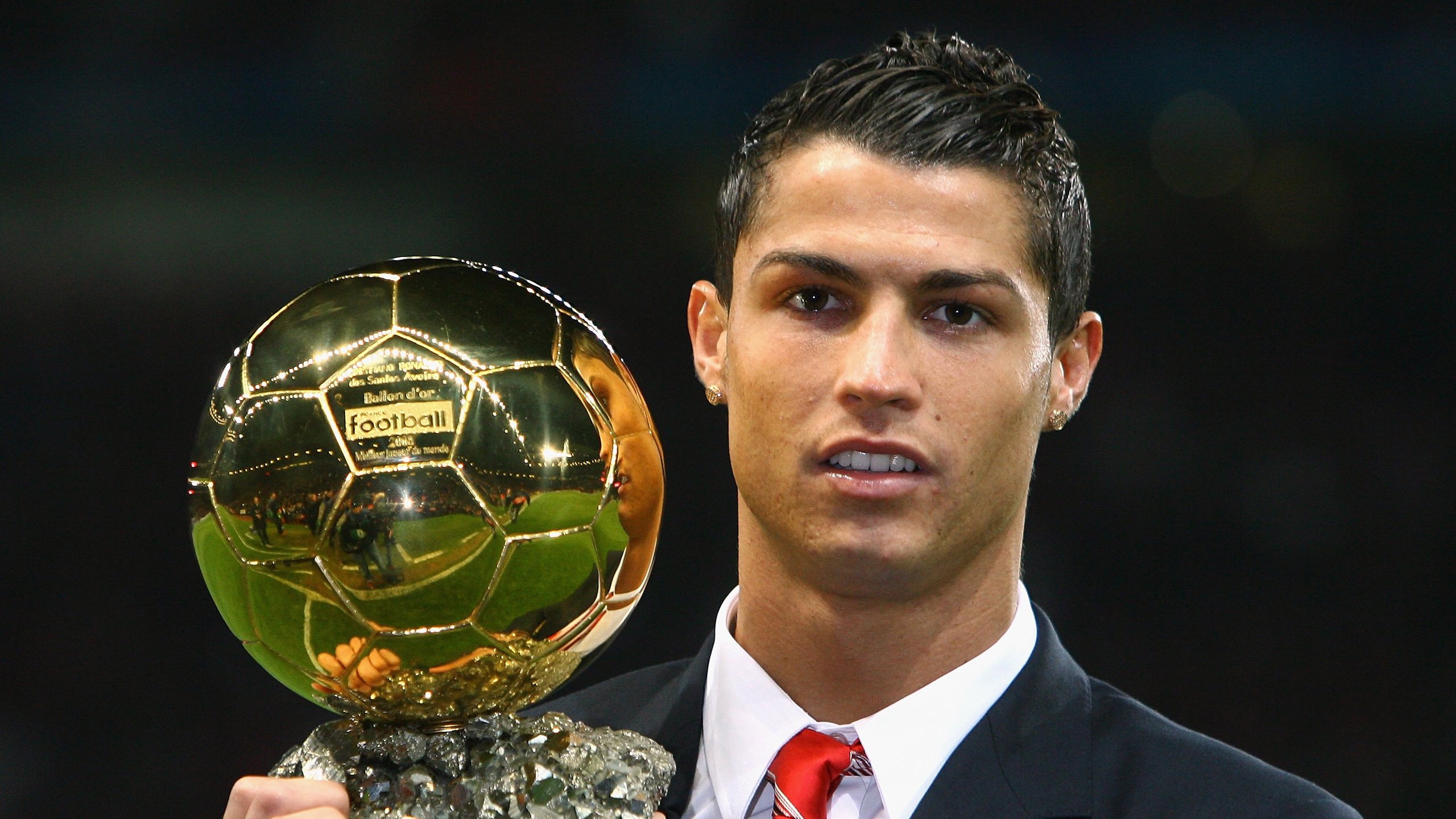 巅峰对决！秘鲁绝杀韩国，阿圭罗上演传奇制胜