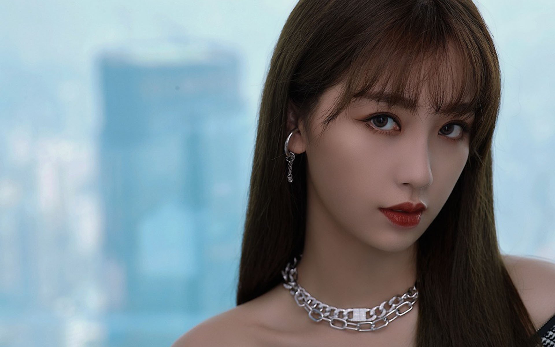 浓眉血溅斯台普斯！决胜时刻一攻一守终结快船，尼克斯偷走胜利