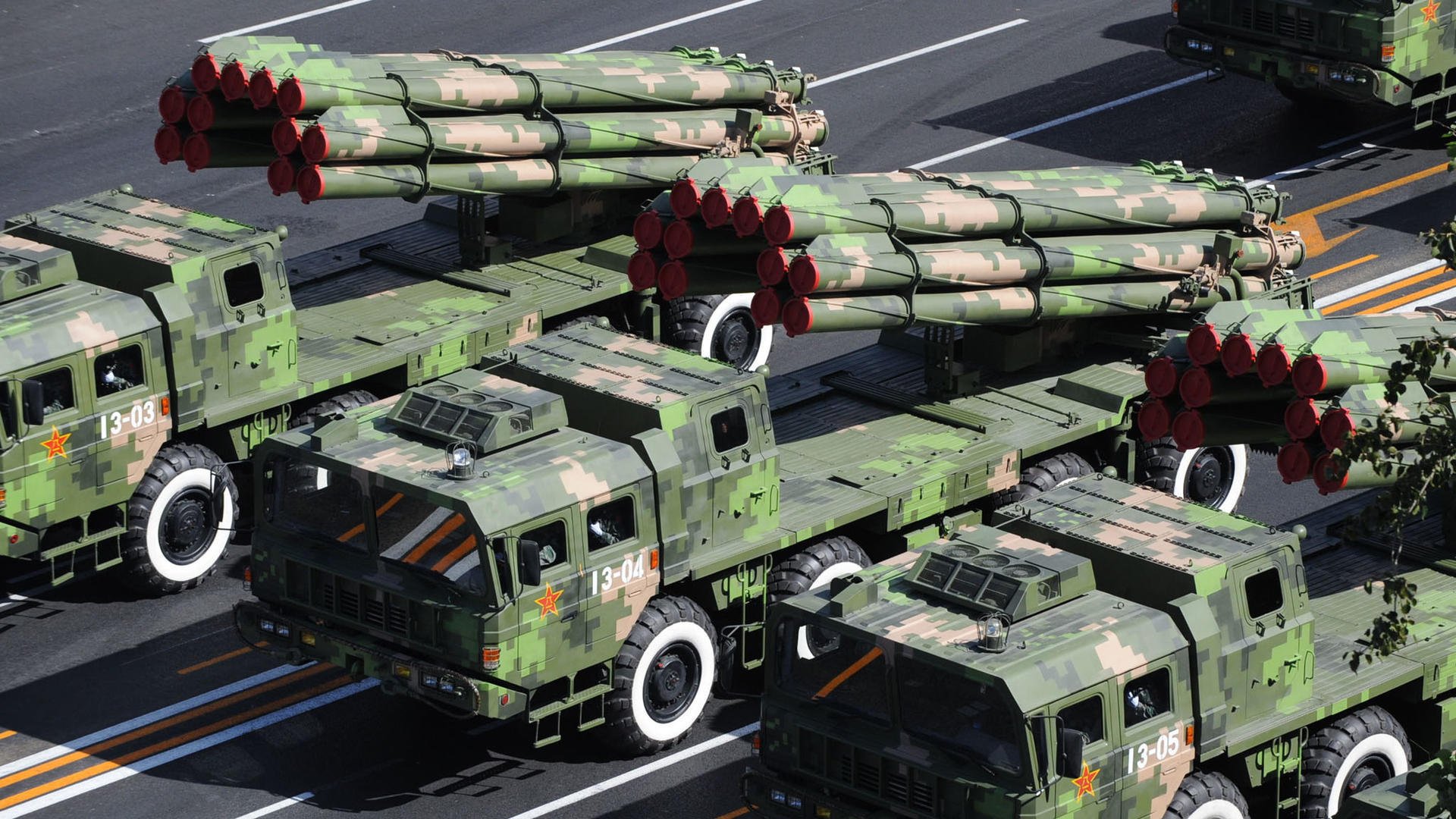 季后赛抢七之夜，巴斯托尼的生涯巅峰闪耀赛场